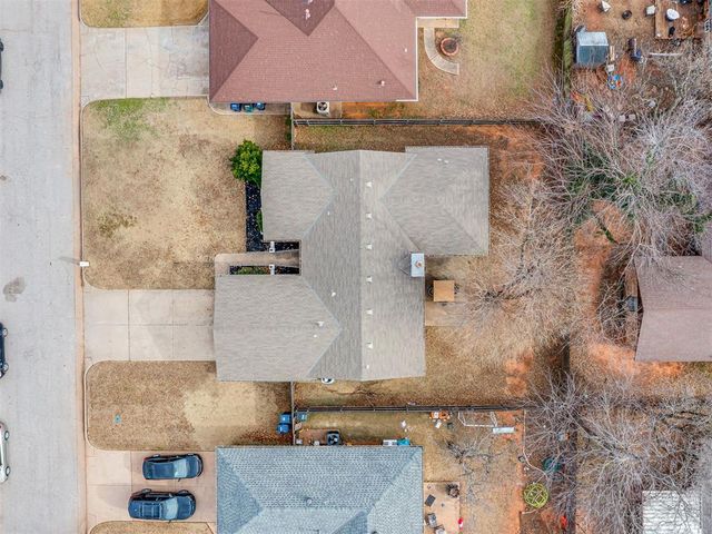 2408 Appleway Street, Edmond, OK 73013