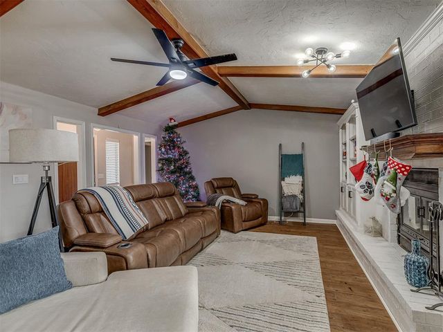 2408 Appleway Street, Edmond, OK 73013