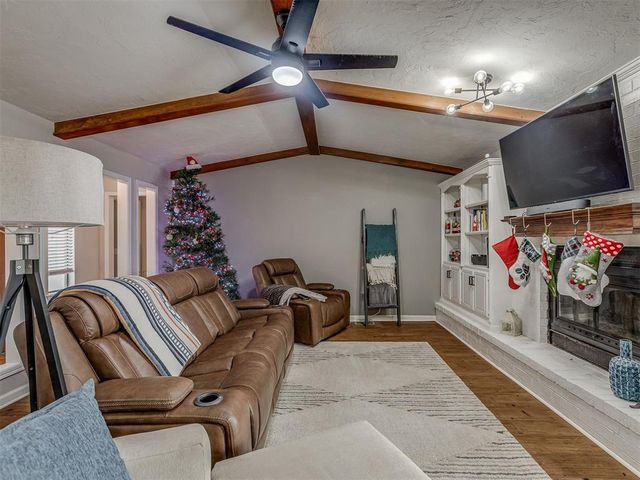 2408 Appleway Street, Edmond, OK 73013