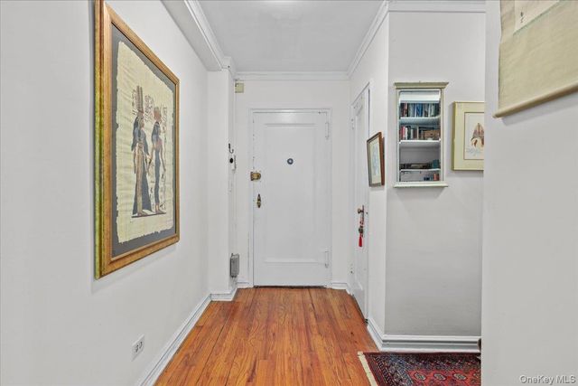 192 Garth Road 4O, Scarsdale, NY 10583