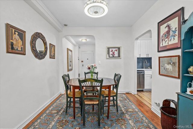 192 Garth Road 4O, Scarsdale, NY 10583