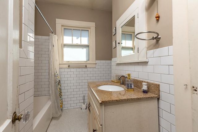 2386 PARKWAY PL, Memphis, TN 38112