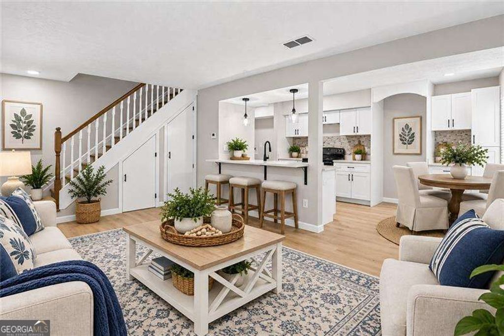 1321 Surrey Lane SW, Marietta, GA 30008 — photo 2