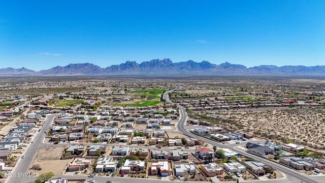 3068 Chippewa Summit Drive, Las Cruces, NM 88011