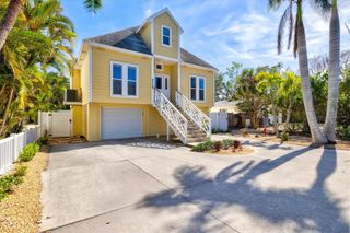 4117 ROBERTS POINT CIRCLE, Sarasota, FL 34242