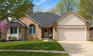 34921 Eberlein Drive, Fraser, MI 48026