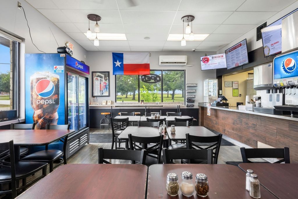 8721 Boulevard 26, North Richland Hills, TX 76180 — photo 4