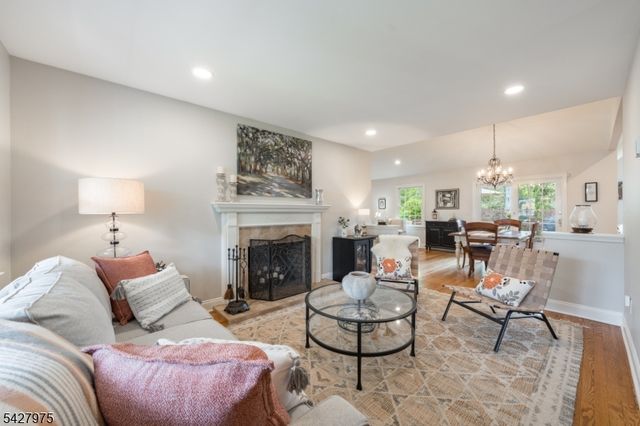 1817 Chapel Rd, Scotch Plains Twp., NJ 07076