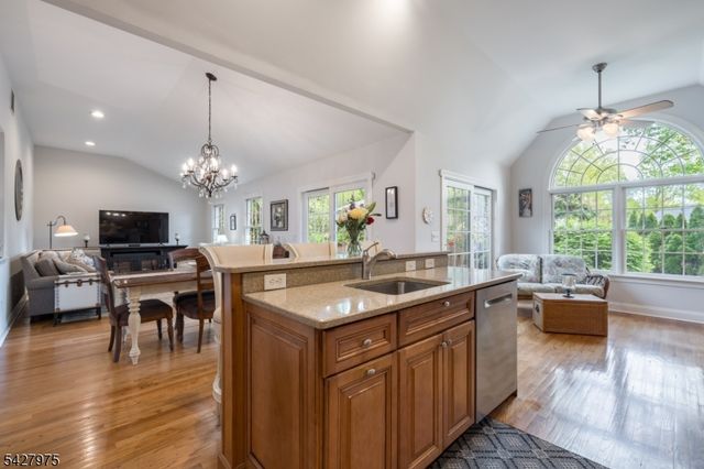 1817 Chapel Rd, Scotch Plains Twp., NJ 07076