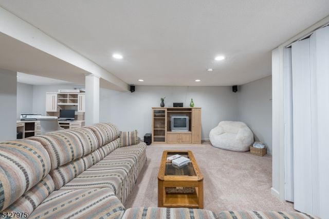 1817 Chapel Rd, Scotch Plains Twp., NJ 07076