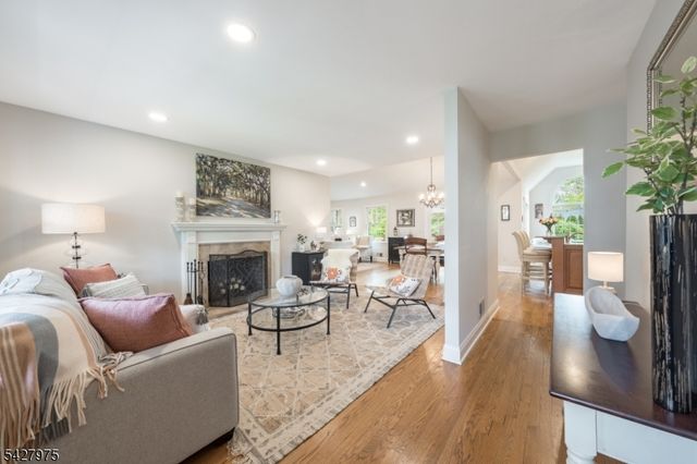 1817 Chapel Rd, Scotch Plains Twp., NJ 07076