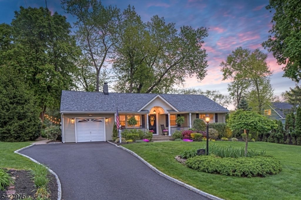 1817 Chapel Rd, Scotch Plains Twp., NJ 07076