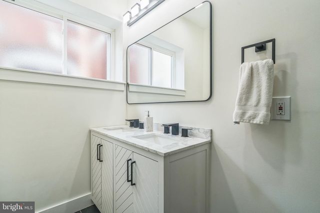 642 S 51ST ST, Philadelphia, PA 19143