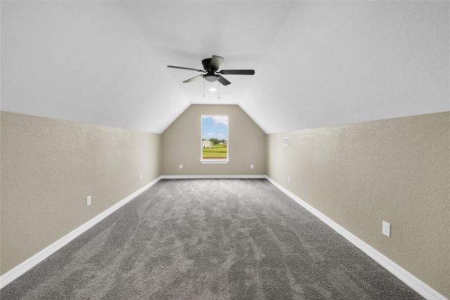 863 Bunkhouse Trail, Angleton, TX 77515