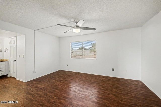 5816 W CROCUS Drive, Glendale, AZ 85306
