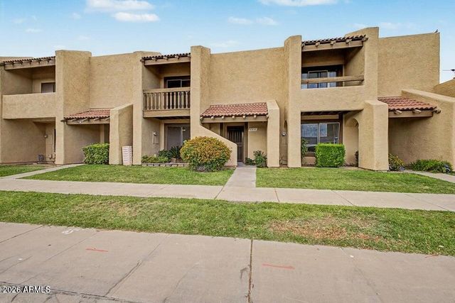 5816 W CROCUS Drive, Glendale, AZ 85306