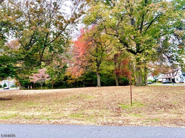 150 Indian Run Pkwy N, Union Twp., NJ 07083