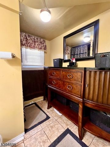 150 Indian Run Pkwy N, Union Twp., NJ 07083