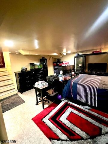 150 Indian Run Pkwy N, Union Twp., NJ 07083