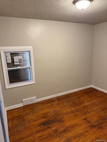 20020 PELKEY Street, Detroit, MI 48205