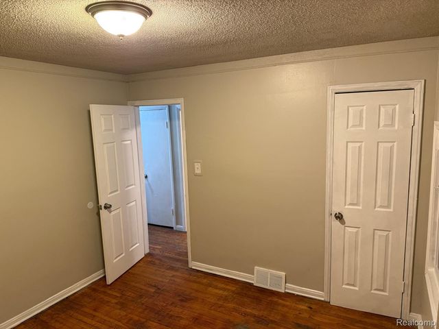 20020 PELKEY Street, Detroit, MI 48205