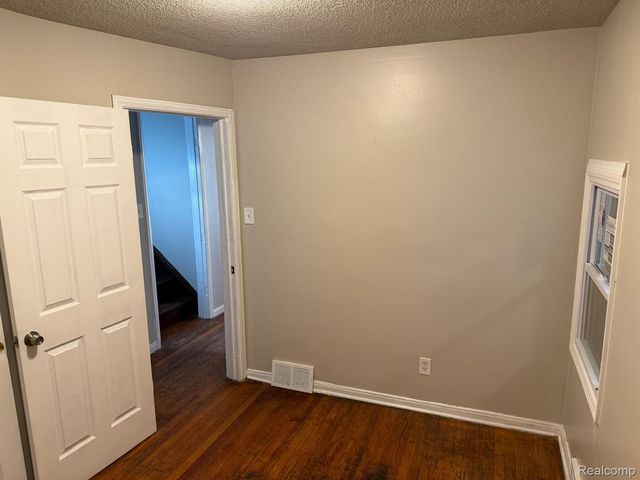 20020 PELKEY Street, Detroit, MI 48205