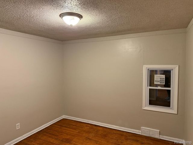 20020 PELKEY Street, Detroit, MI 48205