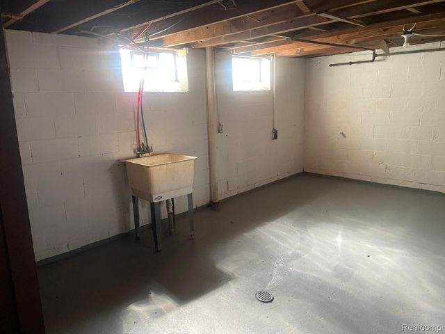 20020 PELKEY Street, Detroit, MI 48205