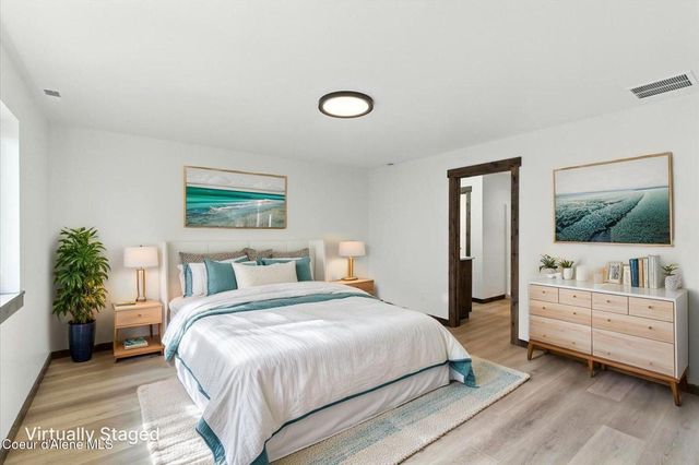 382 Solar Rd, Oldtown, ID 83822