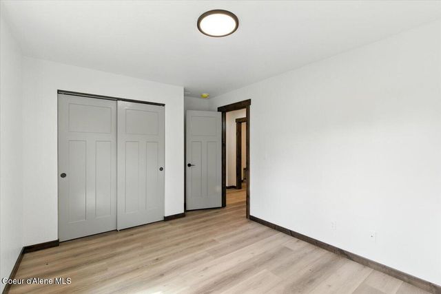 382 Solar Rd, Oldtown, ID 83822