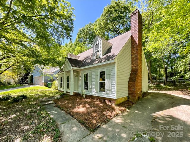 2113 Killarney Place, Charlotte, NC 28262