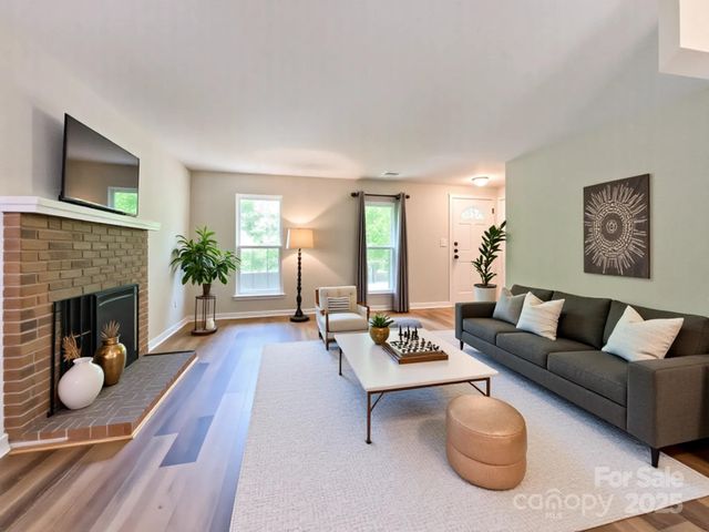 2113 Killarney Place, Charlotte, NC 28262