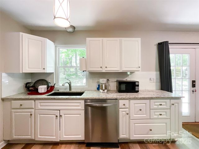 2113 Killarney Place, Charlotte, NC 28262