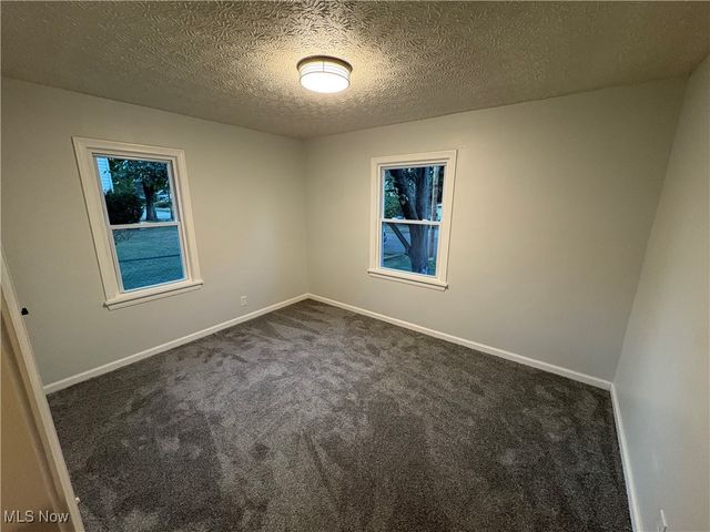 1530 Indianola Avenue, Akron, OH 44305