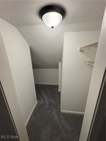 1530 Indianola Avenue, Akron, OH 44305