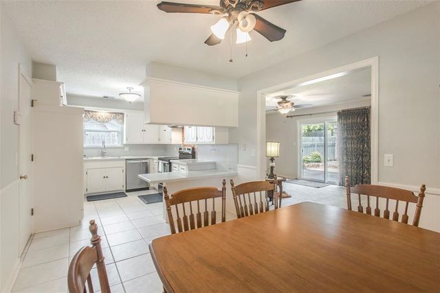 6104 N Allison Drive, Oklahoma City, OK 73112