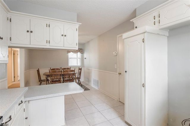 6104 N Allison Drive, Oklahoma City, OK 73112