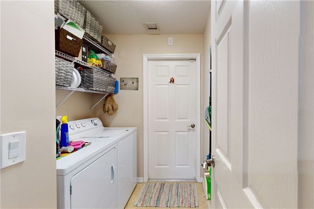 591 High Hawk Circle, Vero Beach, FL 32962