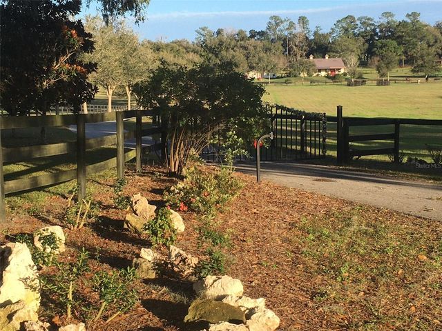 9549 NW 80TH AVENUE, Ocala, FL 34482
