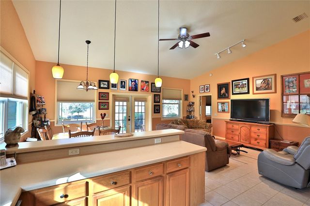 9549 NW 80TH AVENUE, Ocala, FL 34482