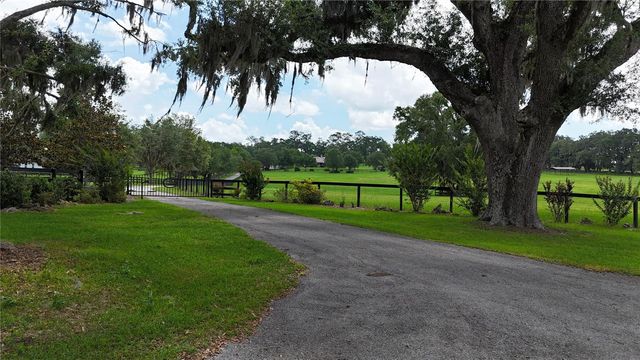 9549 NW 80TH AVENUE, Ocala, FL 34482