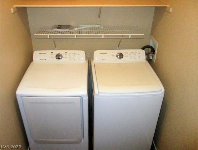 833 ASPEN PEAK Loop 2215, Henderson, NV 89011