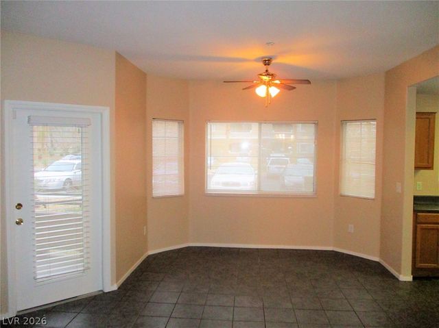 833 ASPEN PEAK Loop 2215, Henderson, NV 89011