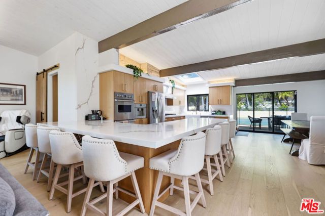 1341 Charmel Place, Pacific Palisades (los Angeles), CA 90272