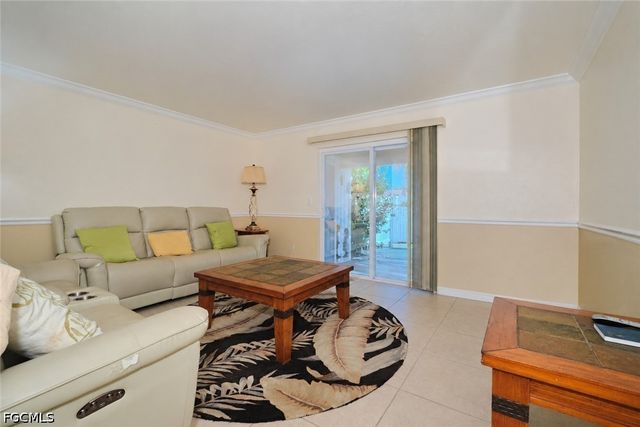 6777 Winkler RD 142, Fort Myers, FL 33919
