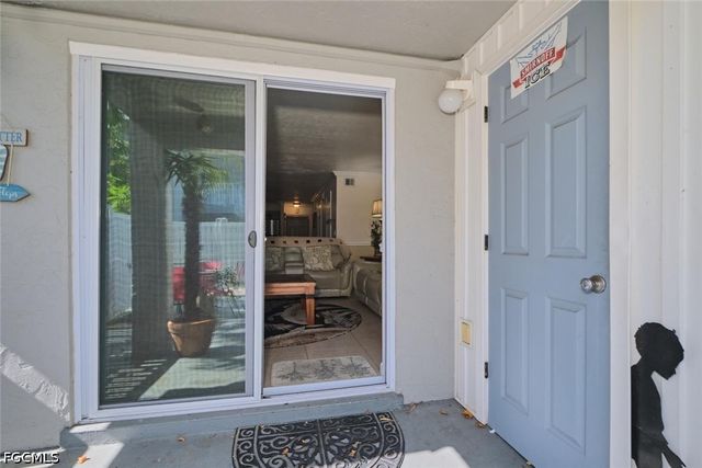 6777 Winkler RD 142, Fort Myers, FL 33919