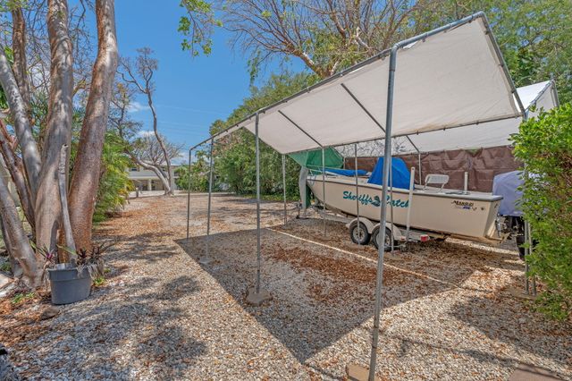 335 Sound Drive, Key Largo, FL 33037