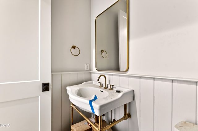 105 Edenburgh Road, Raleigh, NC 27608