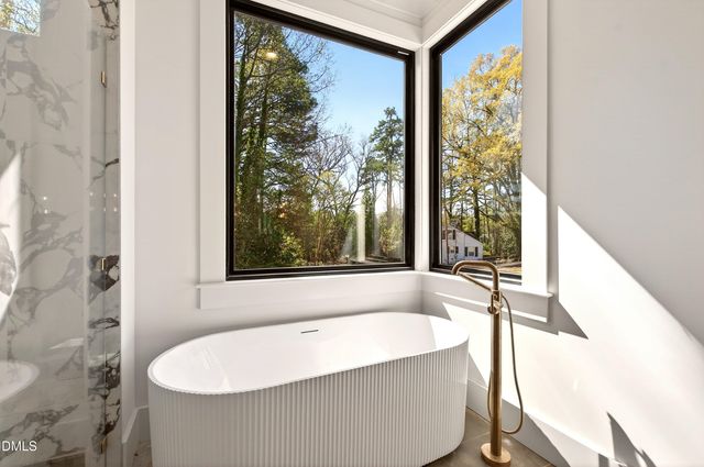 105 Edenburgh Road, Raleigh, NC 27608