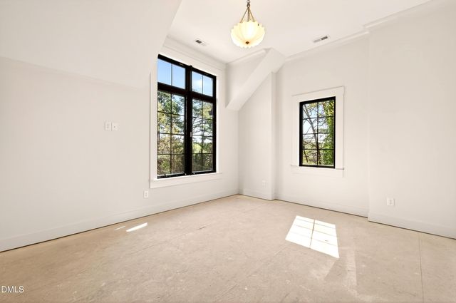 105 Edenburgh Road, Raleigh, NC 27608